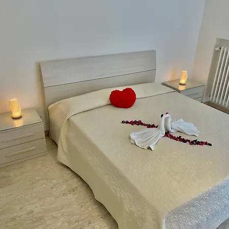 Subito A Venezia Apartment *